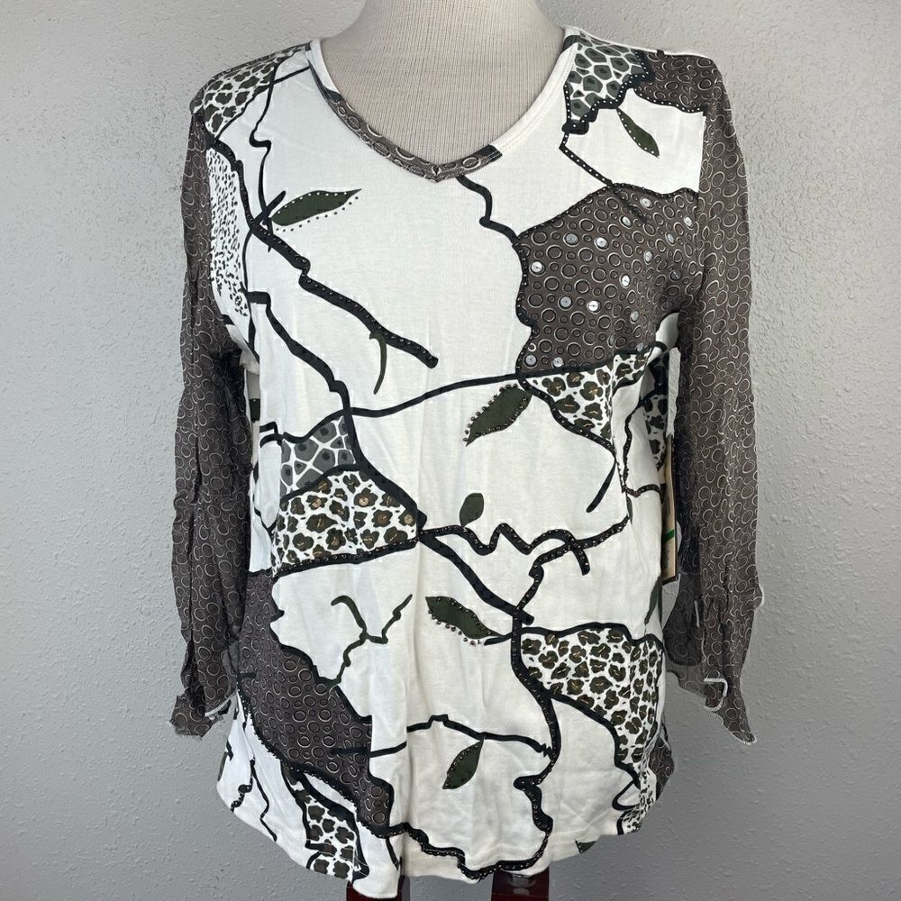 NWT Multiples Women’s Shirt Size PL